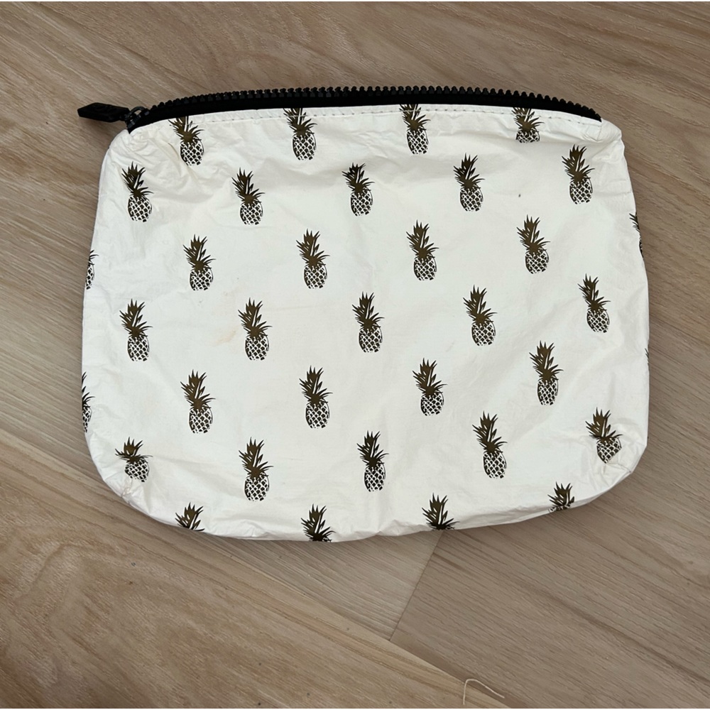 ALOHA Collection pouch